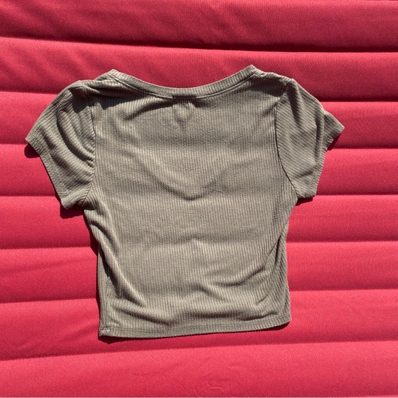 BOZZOLO green ribbed crop top size:M - Picture 3 of 3